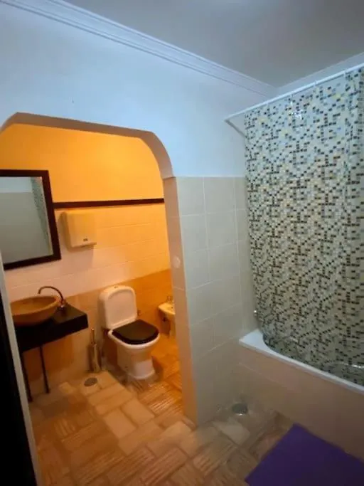 Lovely 3 Bedroom Apt With Patio In A Typical House Tavira